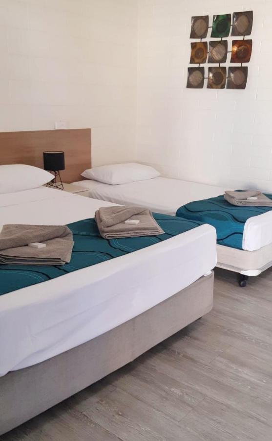 Burdekin Motor Inn Home Hill Экстерьер фото